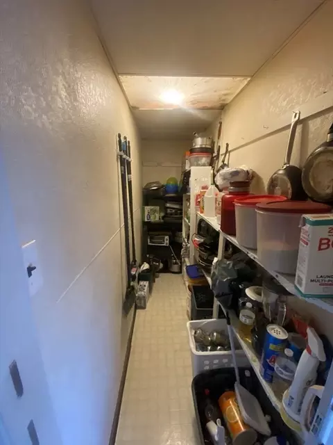 23 Suffolk St, Worcester, MA 01604 photo 11
