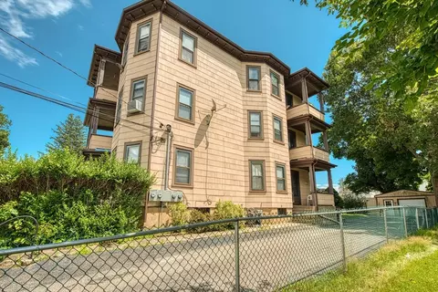 235 Field St, Brockton, MA 02302