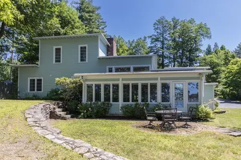 76 Laurel Ln, Lunenburg, MA 01462
