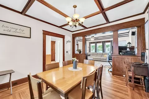 27 Powell Ave, Springfield, MA 01118 photo 10