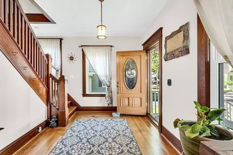 27 Powell Ave, Springfield, MA 01118 photo 4