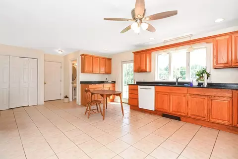 635 E Hill Rd, Oakham, MA 01068 photo 11