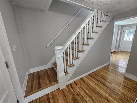 Entry Way - 60 Carew Ter, Springfield, MA 01104 photo 1 of 1