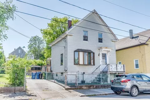 35 Myrtle St, New Bedford, MA 02740