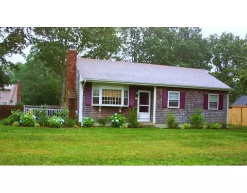 140 Fuller Rd, Barnstable, MA 02632