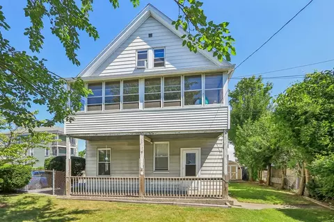 53 Eastern Ave, Worcester, MA 01605