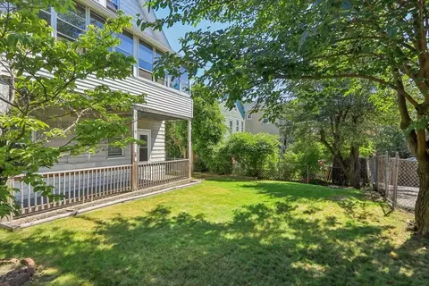 Exterior - 53 Eastern Ave, Worcester, MA 01605 photo 3 of 5