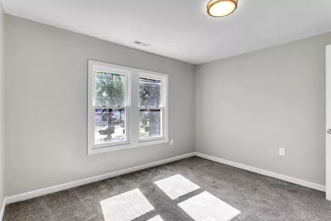 105 E Alvord St, Springfield, MA 01108 photo 24