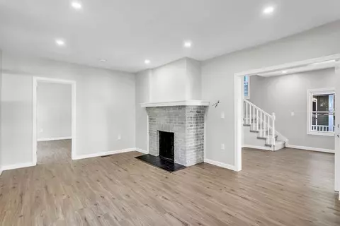 105 E Alvord St, Springfield, MA 01108 photo 12
