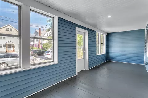 105 E Alvord St, Springfield, MA 01108 photo 3