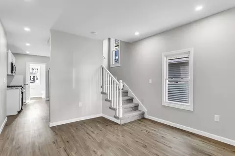 105 E Alvord St, Springfield, MA 01108 photo 11