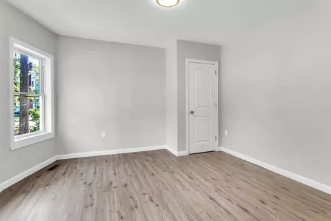 105 E Alvord St, Springfield, MA 01108 photo 19