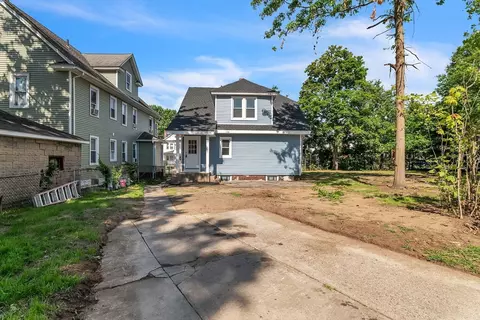 105 E Alvord St, Springfield, MA 01108 photo 32
