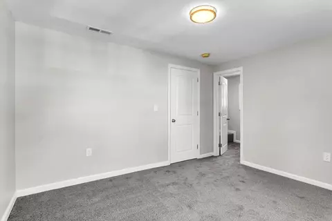 105 E Alvord St, Springfield, MA 01108 photo 36