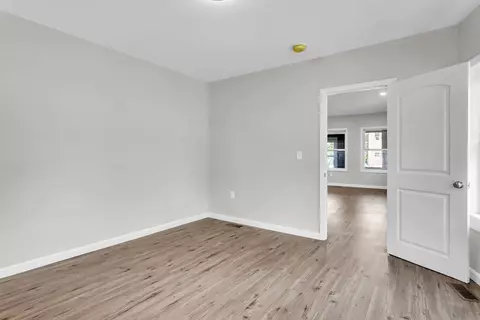105 E Alvord St, Springfield, MA 01108 photo 20