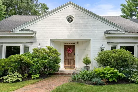 99 Pokonoket Ave, Sudbury, MA 01776
