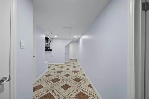 Entry Way - 13 Mcauliffe Rd, Randolph, MA 02368 photo 2 of 2