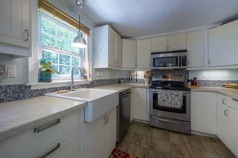 Kitchen - 80 Higgins Rd, Framingham, MA 01701 photo 1 of 2