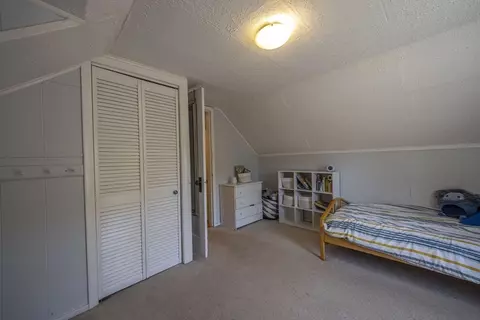 Bedroom - 80 Higgins Rd, Framingham, MA 01701 photo 5 of 7