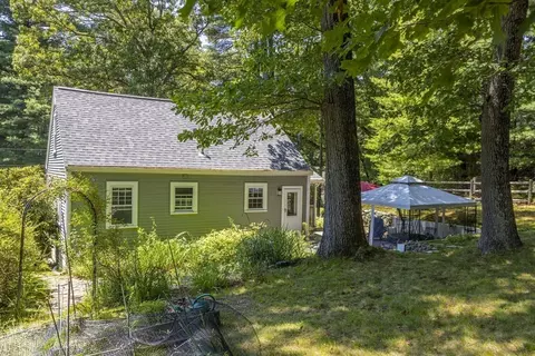 Exterior - 80 Higgins Rd, Framingham, MA 01701 photo 8 of 11