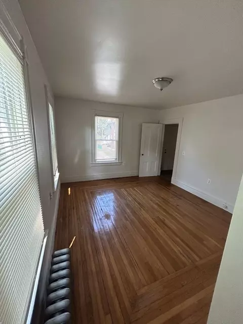 178 Bowdoin St, Springfield, MA 01109 photo 24
