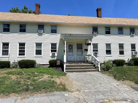 8 B St #D, Whitinsville, MA 01588