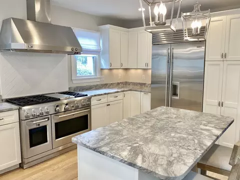 31 Bubier Rd, Marblehead, MA 01945 photo 4
