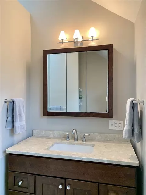 31 Bubier Rd, Marblehead, MA 01945 photo 16
