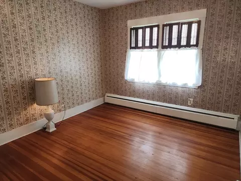 Bedroom - 28 Schley St, Springfield, MA 01109 photo 2 of 5