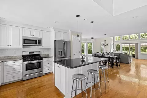 1 Derby Brook Way #1, Hingham, MA 02043 photo 2