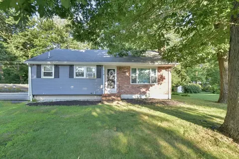 24 Washburn St, Brockton, MA 02301