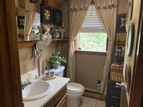 Bath - 3 Watson Ave, Worcester, MA 01606 photo 2 of 2