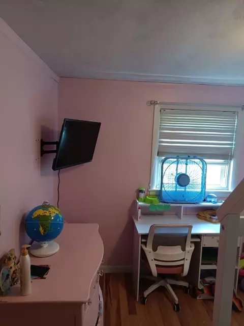 Bedroom - 156 Slater Ave, Springfield, MA 01119 photo 5 of 5