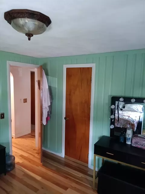 Bedroom - 156 Slater Ave, Springfield, MA 01119 photo 2 of 5