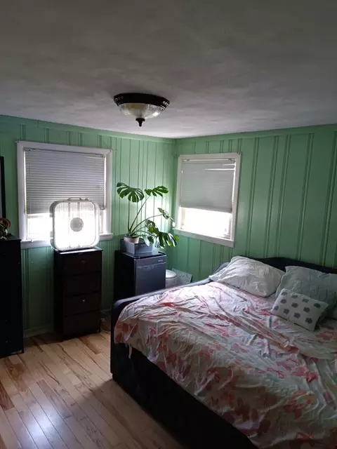 Bedroom - 156 Slater Ave, Springfield, MA 01119 photo 1 of 5