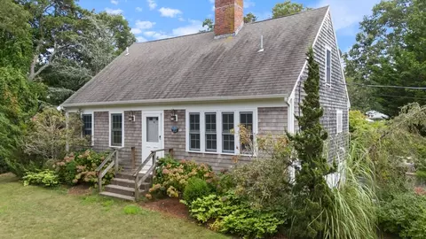 153 Tower Hill Cir, Brewster, MA 02631