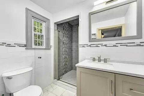 41 Flagg St, Worcester, MA 01602 photo 4