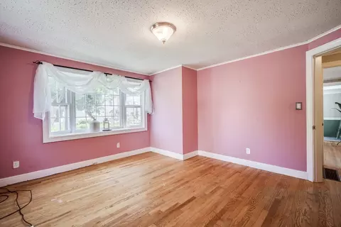 24 Thornton St, Springfield, MA 01104 photo 19