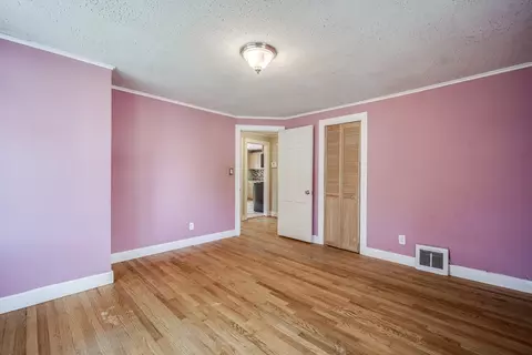 24 Thornton St, Springfield, MA 01104 photo 20