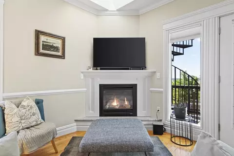 Living - 737 E 7th St, Boston, MA 02127 photo 1 of 5