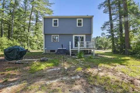 13 Littleton Dr, Wareham, MA 02571 photo 3