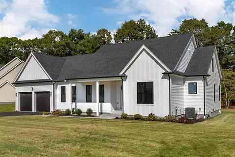 6 Casper Cir, Mashpee, MA 02649