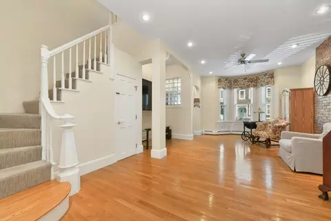 791 E 4th St, Boston, MA 02127 photo 6