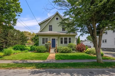 93 Washington St, Milton, MA 02186