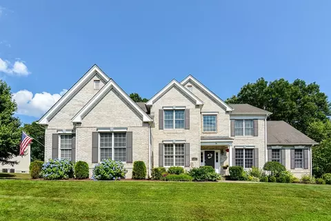 74 Whitehall Way, Bellingham, MA 02019
