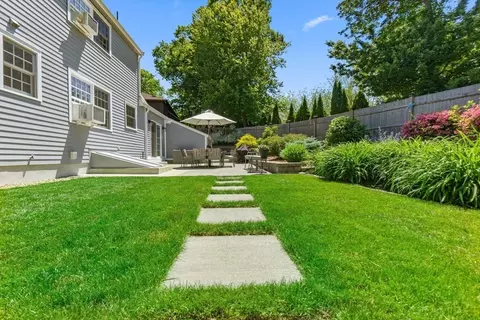 41 Ledgewood Dr, Danvers, MA 01923 photo 33