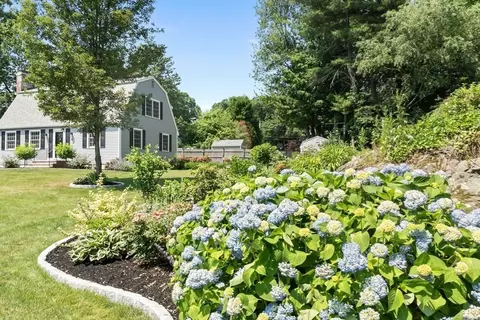 41 Ledgewood Dr, Danvers, MA 01923 photo 37