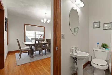 Entry Way - 20 Peirce Ave, Everett, MA 02149 photo 4 of 6