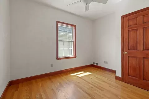 Bedroom - 20 Peirce Ave, Everett, MA 02149 photo 1 of 6
