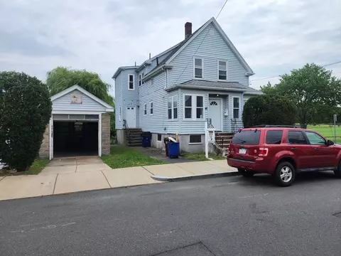 80 Tapley Ave, Revere, MA 02151